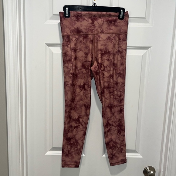 Athleta Salutation Stash Pocket 7/8 Printed Tight Leggings S tie dye pink mauve - Picture 7 of 7